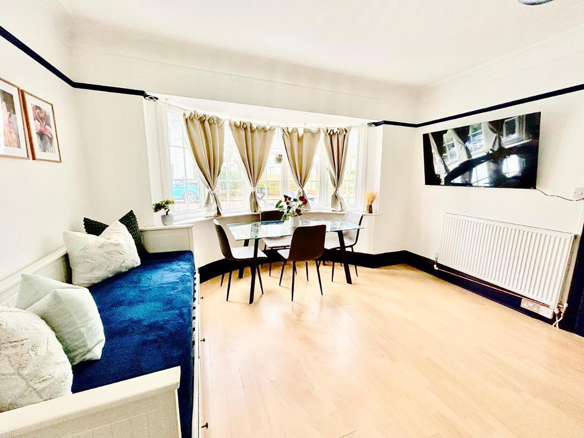 Rest Boutique Golders Green London Kültér fotó