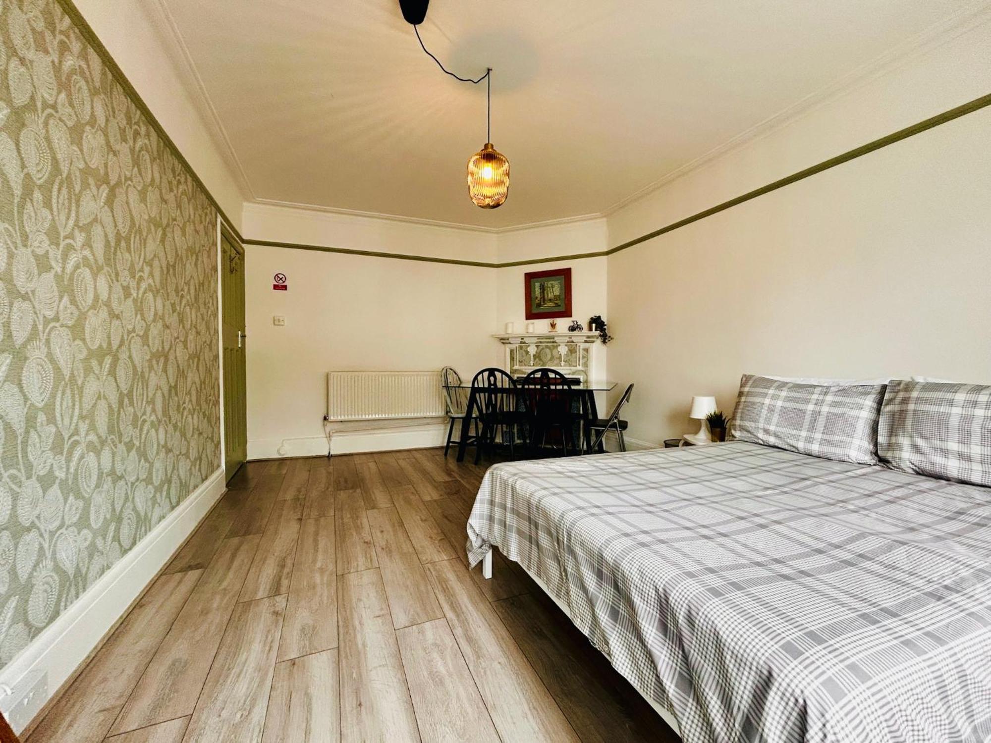 Rest Boutique Golders Green London Kültér fotó